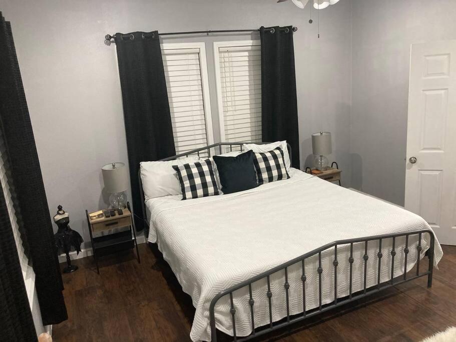 Villa Relaxation On Robinson à Shreveport Extérieur photo